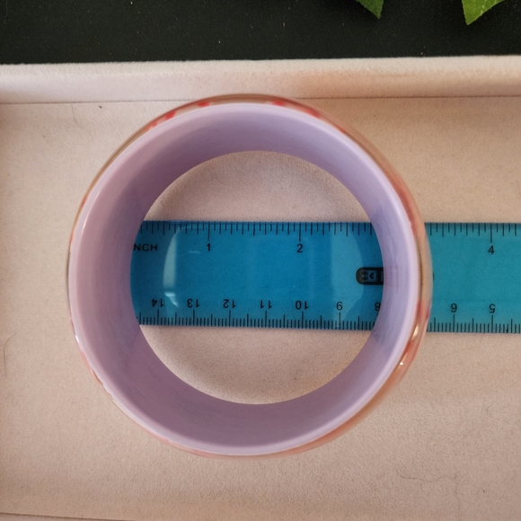 Green and Lavender Chunky Acrylic Bangle Bracelet with butterfly - Picture 5 of 6